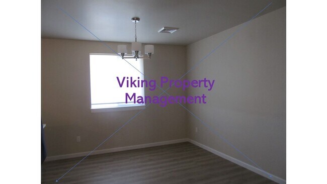 Foto del edificio - 1370 NW Breann Loop