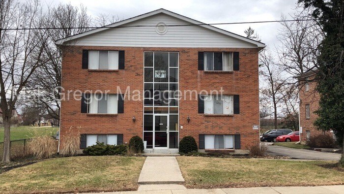 Primary Photo - 1207 W Fairview Ave