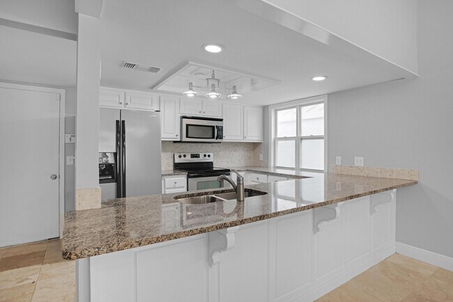 Foto del edificio - 319 L'Atrium Dr