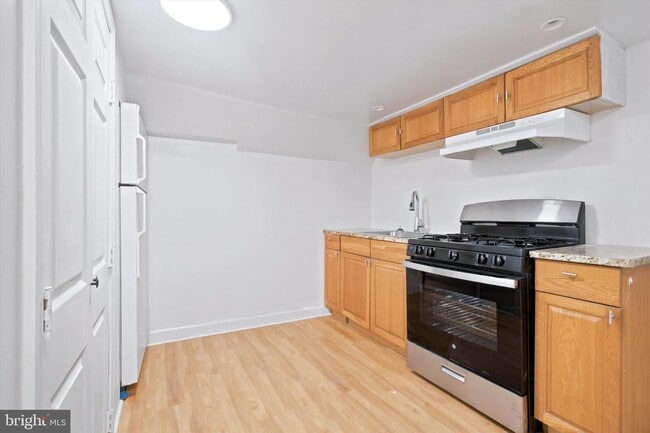 Building Photo - 3146 Remington Ave