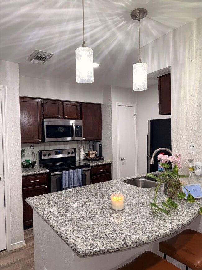 Foto del edificio - 3600 Jeanetta St