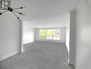 Building Photo - 443 Wilson Ave