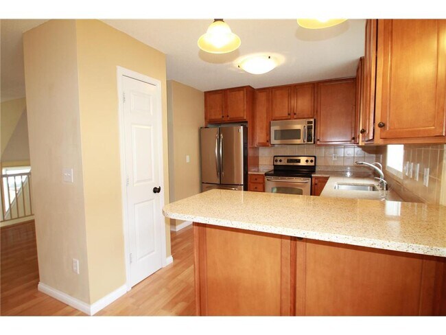 Building Photo - 6439 Regency Ln