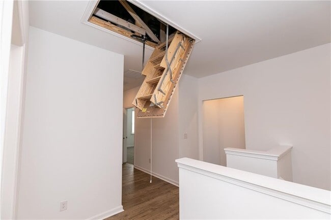 Building Photo - 2217 Braystone Ln