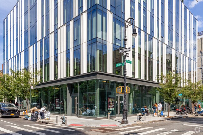 Building Photo - 150 Rivington St