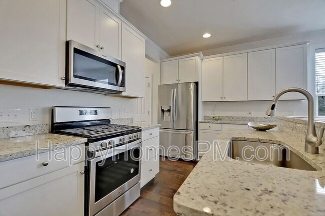 Photo - 1520 Roustabout Way House