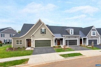 Building Photo - 2018 Larkin Ave
