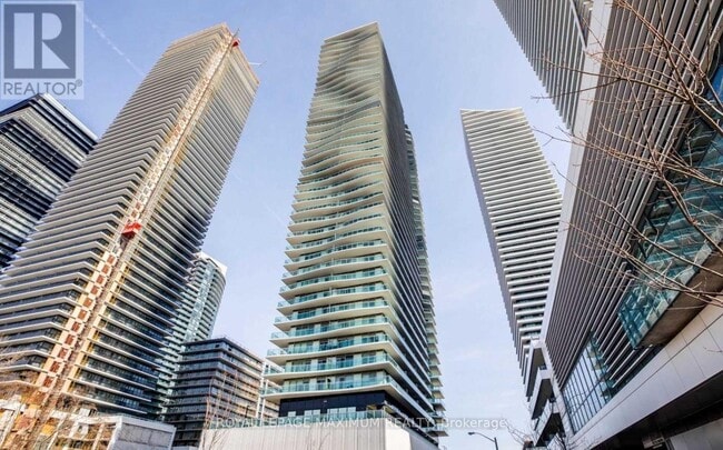 Photo du bâtiment - 33 Shore Breeze Dr