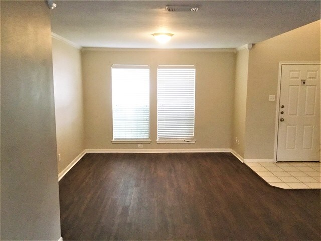 Building Photo - 2811 Copra Ln