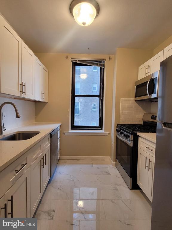 Foto del edificio - 135 S 19th St