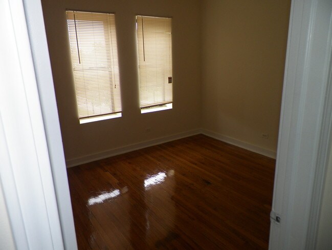 Foto del edificio - 517 W Marquette Rd