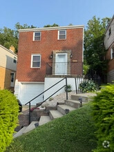 Building Photo - 4221 Tuxey Ave