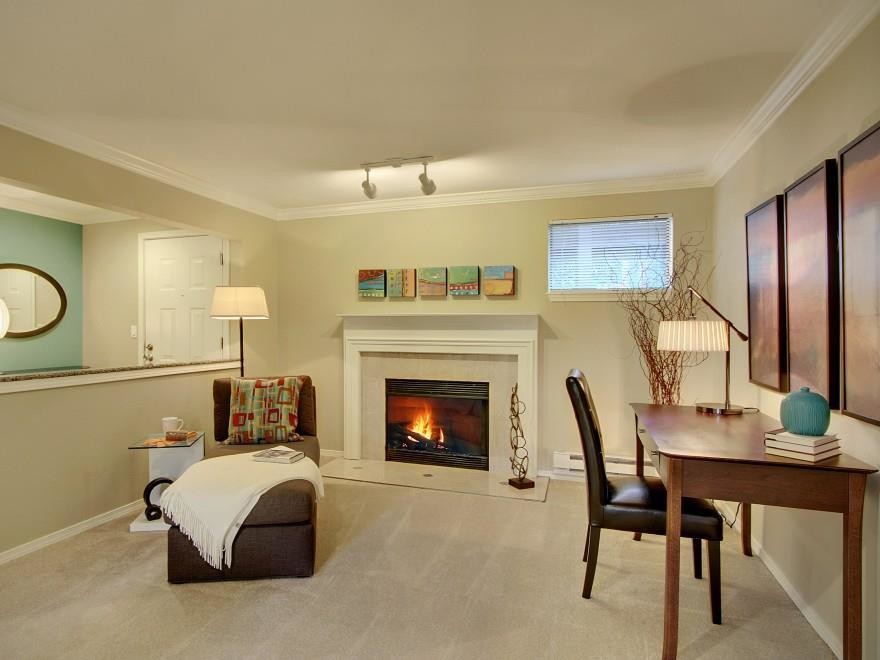 Yarrowood Highlands Apartments in Bellevue, WA