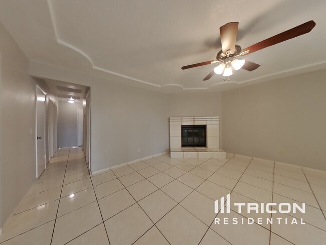 Building Photo - 421 Mount Hood Court Modesto CA