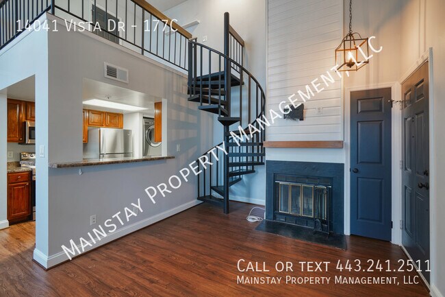 Foto del edificio - Beautiful 1 Bedroom Condo W/ Bonus Loft Sp...