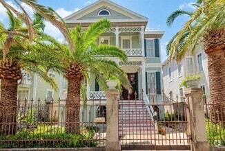 Building Photo - 2113 Avenue H