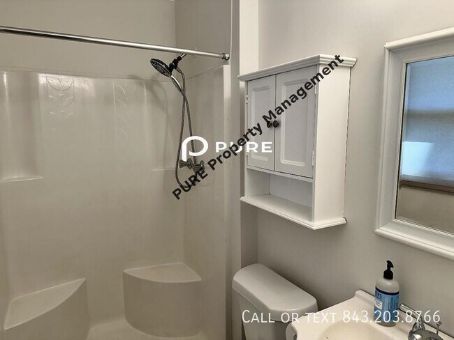 Foto del edificio - 364 Water Oak Dr