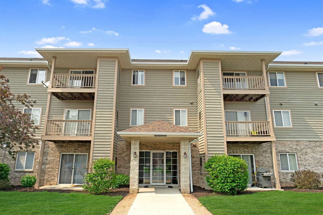 Foto principal - Saddle Brook Apartments