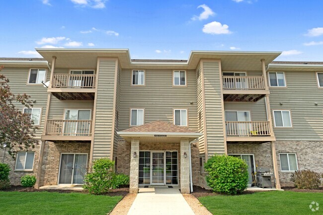 Saddle Brook Apartments