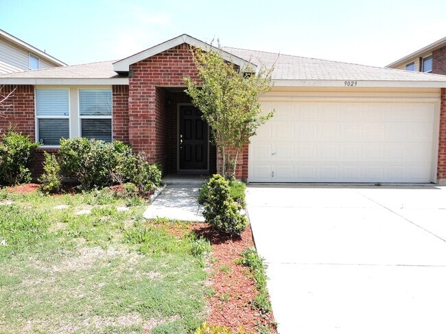 Building Photo - 9029 Quarter Horse Ln