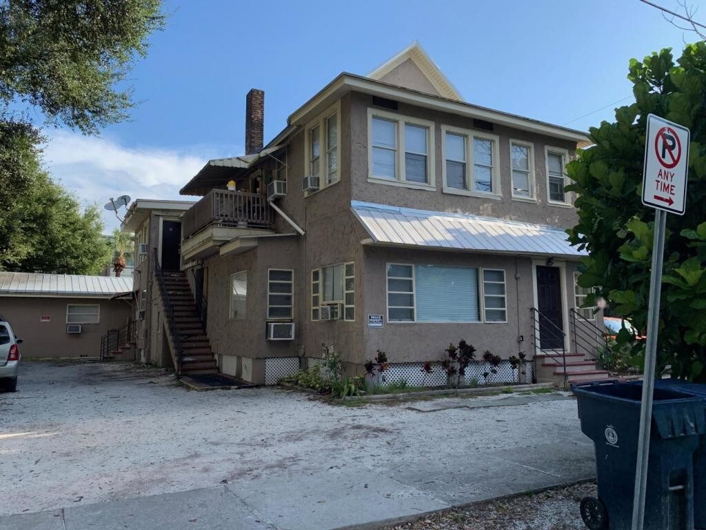 Primary Photo - 418 E Amelia #G