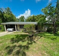 Building Photo - 550 Forest Lake Dr