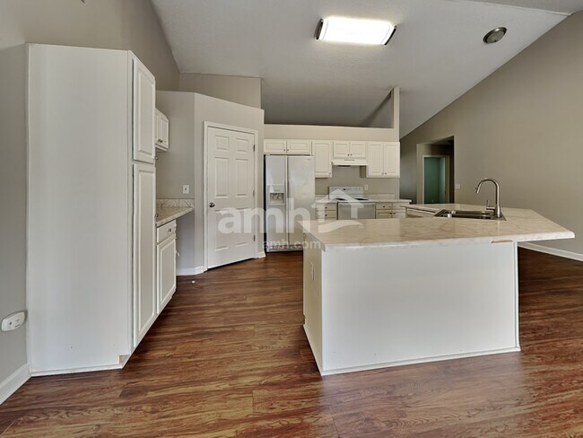 Foto del edificio - 23 Seaside Ln