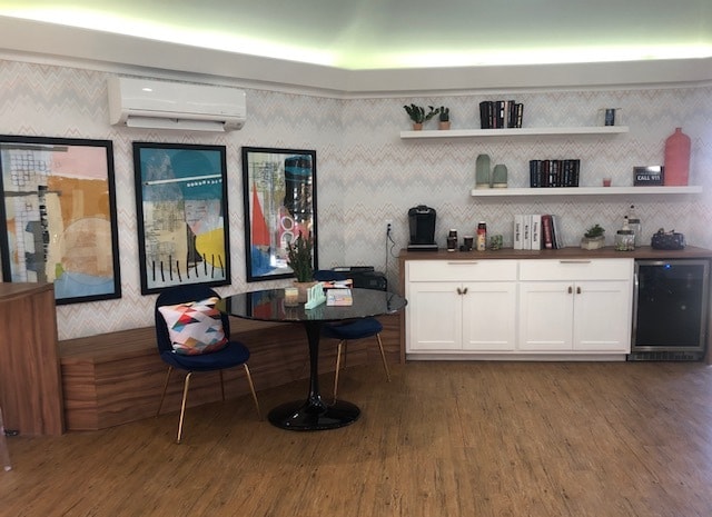 Leasing Office - Cru