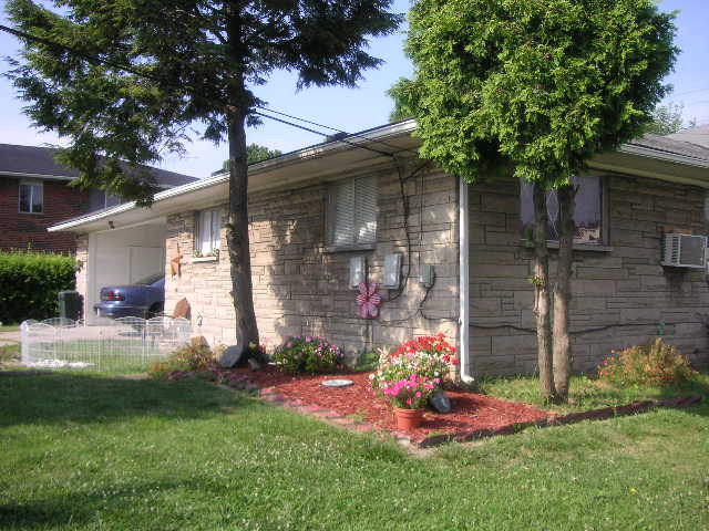 Building Photo - 3332 Roosevelt Blvd