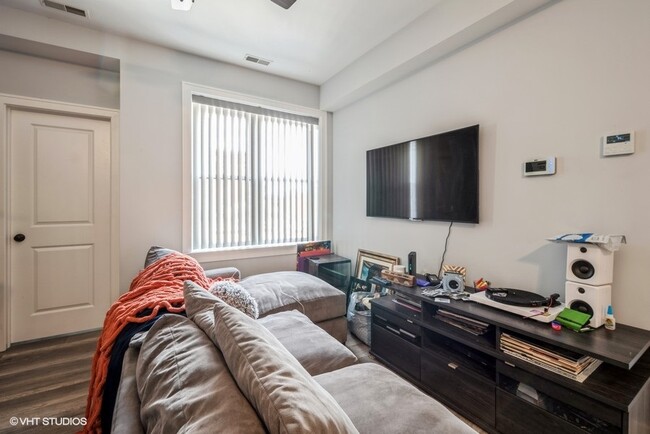 Foto del edificio - Gorgeous Brand New Construction 1 Bed in H...
