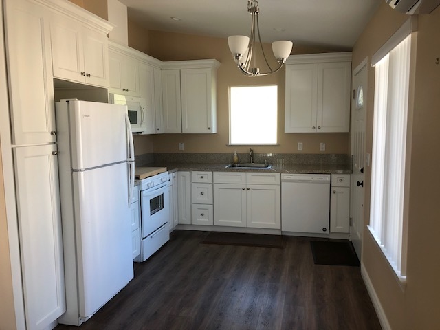 Eat-in Kitchen - 5810 Dovetail Dr