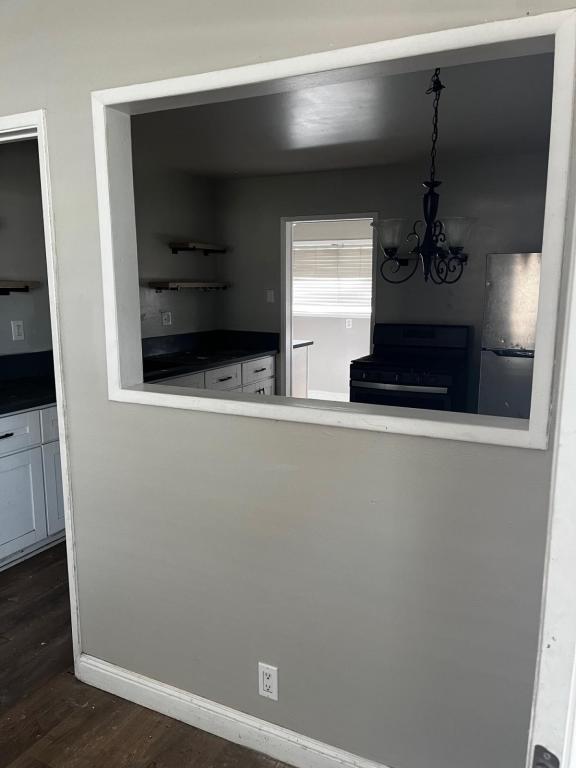 Foto del edificio - 44242 Heaton Ave