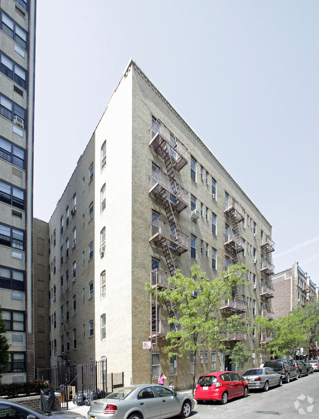 Foto principal - 210 W 147th St