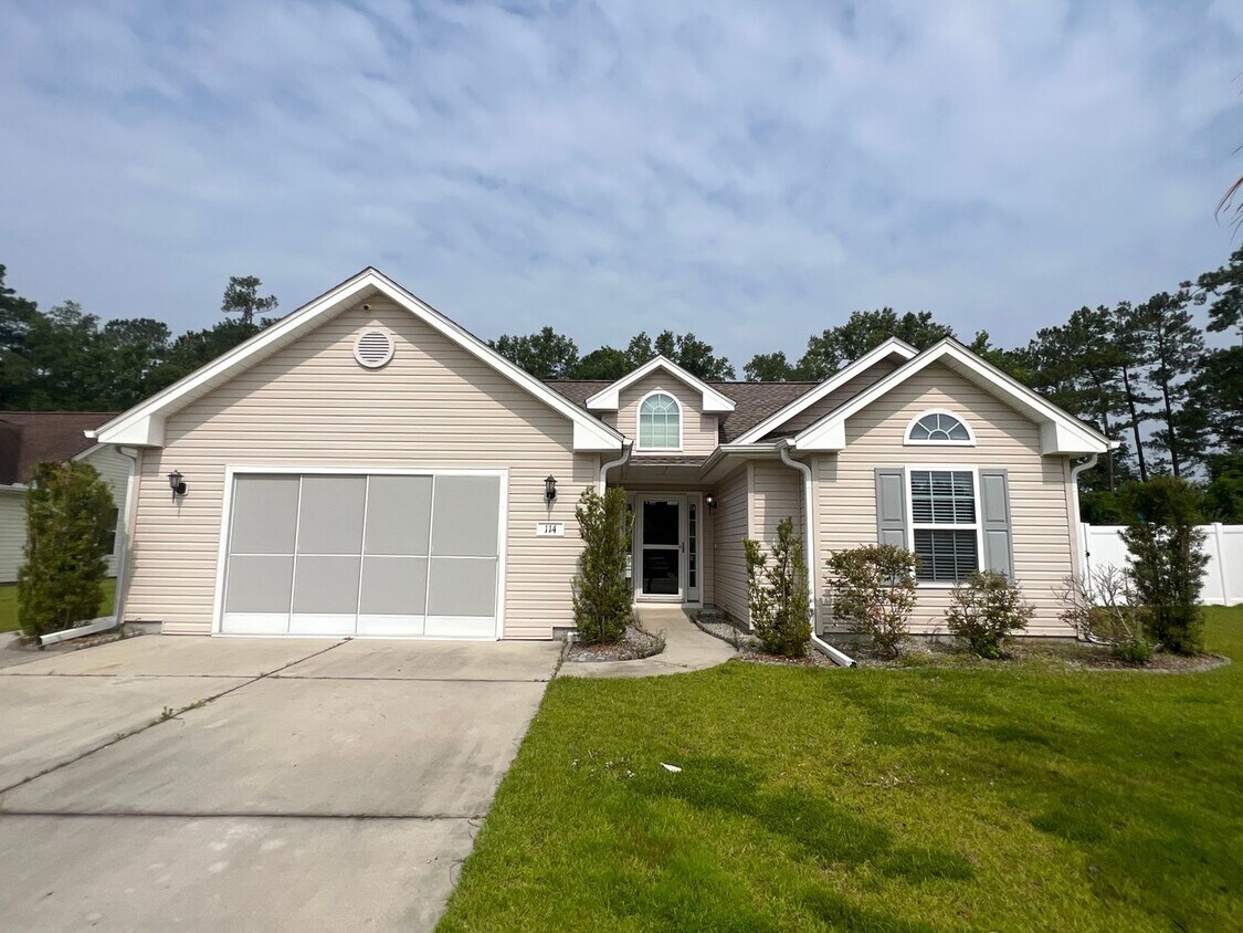 Primary Photo - Conway - 3 Bedroom / 2 Bathroom House - Ap...