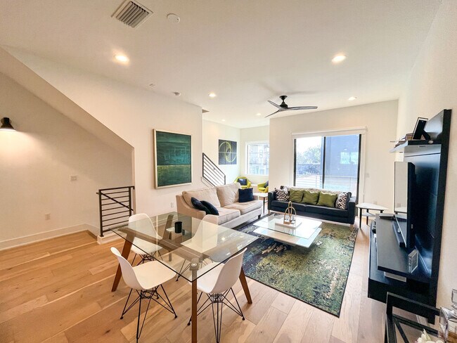 Foto del edificio - 3700 Clawson Rd