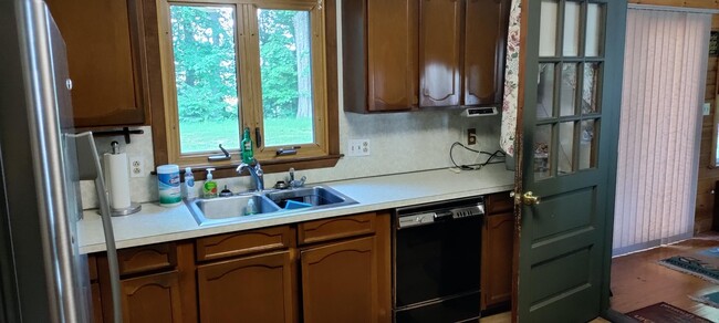 Foto del edificio - 293 Birch Bluffs Dr