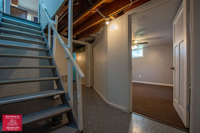 Building Photo - 1422 N 38th St