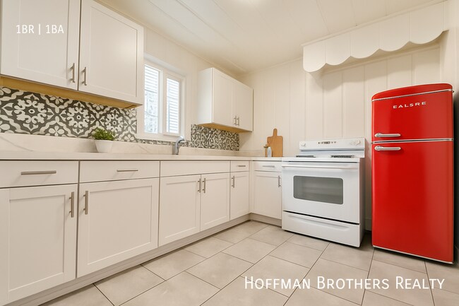 Foto del edificio - 417 S Coronado St