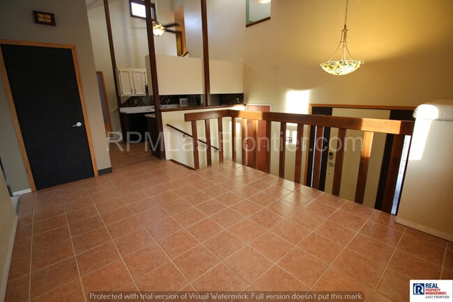 Foto del edificio - 100 Bunnell St