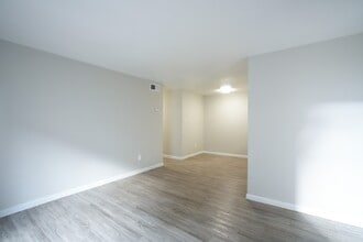 Building Photo - 12550 John F Kennedy Blvd