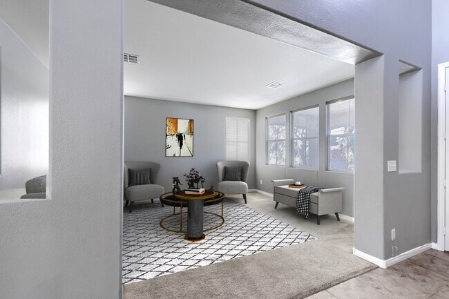 Foto del edificio - 10432 Holloway Heights Ave