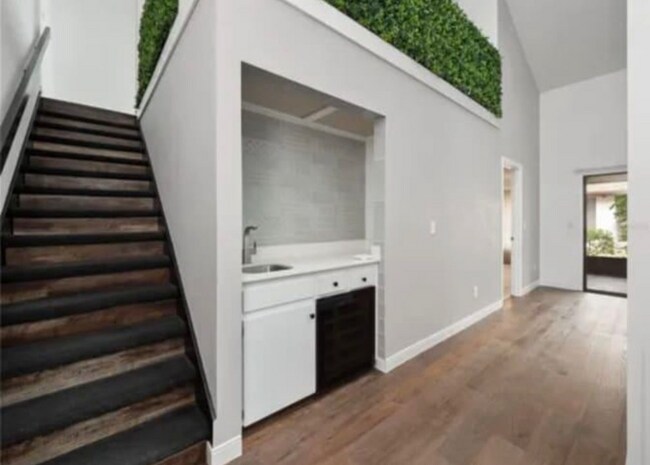 Building Photo - 2340 Sun Valley Cir