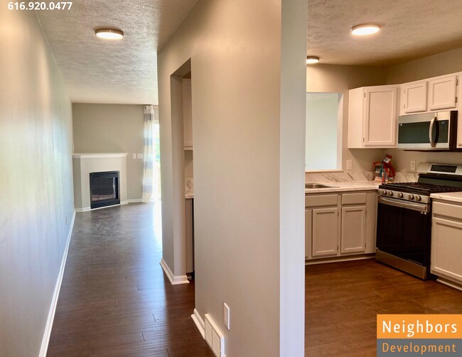 Foto del edificio - 5425 Rivertown Cir SW