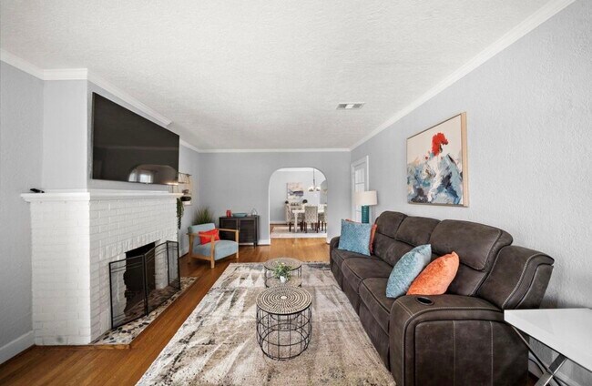 Foto del edificio - 1635 Castle Ct