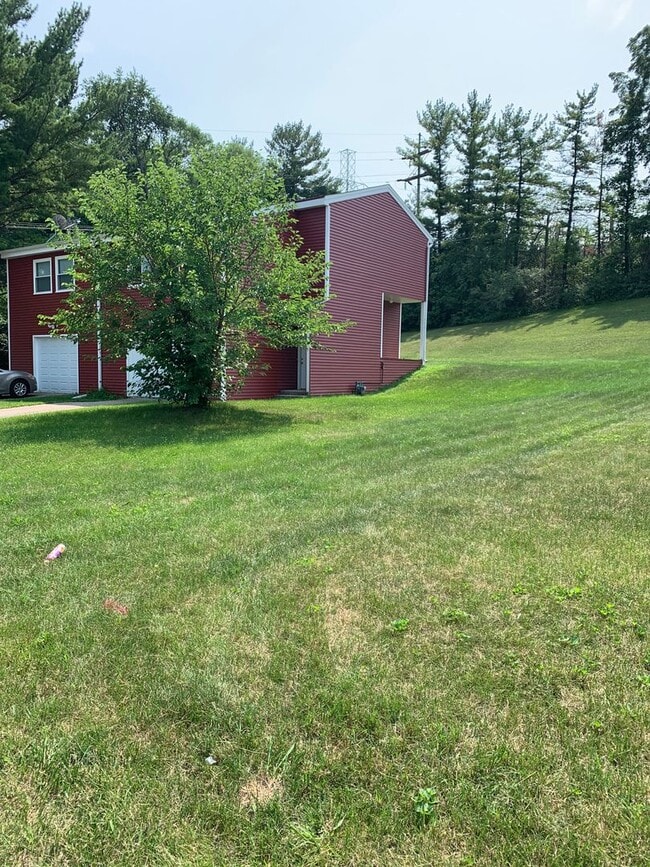 Foto del edificio - 4737 Javelin Dr