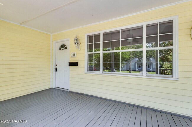 Building Photo - 315 Tissington St