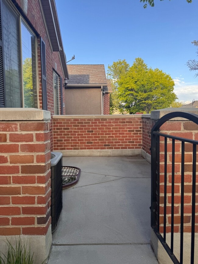 Photo - 5417 W Brentford Ct Townhome