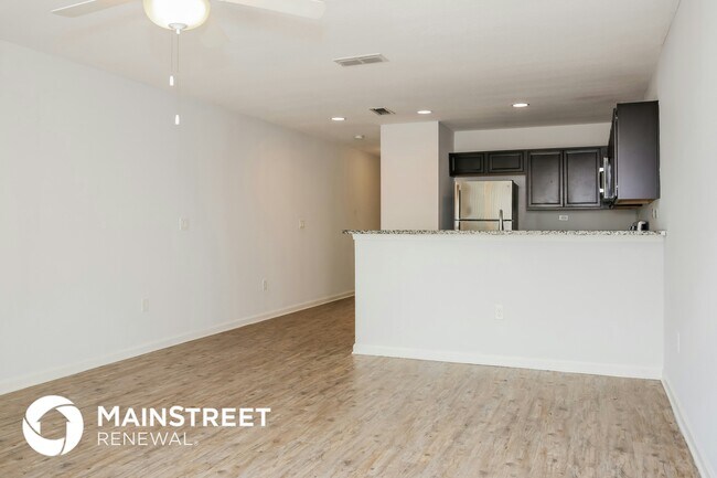 Foto del edificio - 8290 Rigel Rd