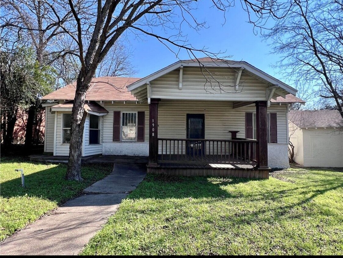Foto principal - 1908 Bosque Blvd