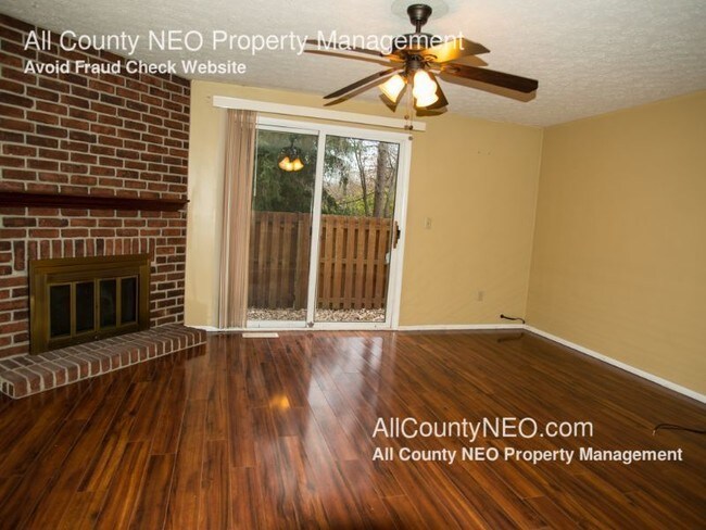 Building Photo - 1883 Ridge Meadow Ct
